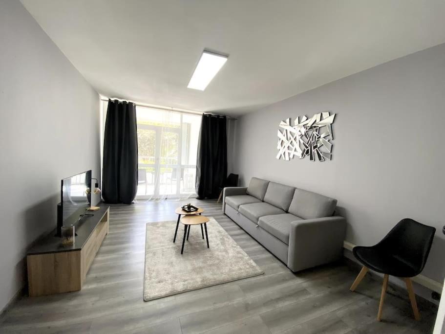 Appartamento Charmante T3 Sur La Cote D'azur *